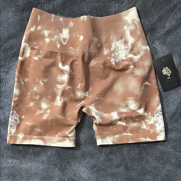 Wolves Everson seamless shorts - Picture 3 of 7